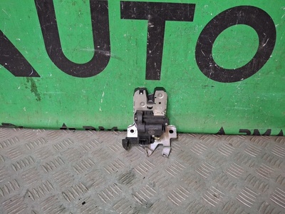 654827505 замок багажника Skoda Octavia 4 A8 2019-нв , 4
