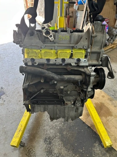 03C100092 Двигатель Audi A3 8P 2009 CAXC 65 т. км.