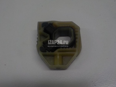 1K0121367G Кронштейн радиатора VAG Roomster (2006 - 2015)