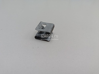 8578426000 Крепеж Hyundai-Kia Carnival (2005 - 2014)