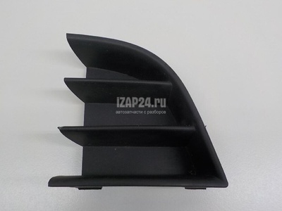 1Z0853666C Решетка в бампер правая VAG Octavia (A5 1Z-) (2004 - 2013)