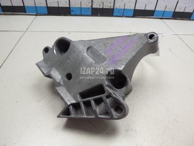 06F199207Q Кронштейн опоры двигателя VAG Octavia (A5 1Z-) (2004 - 2013)