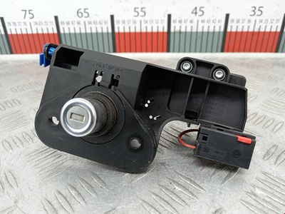 13168316 Ручка крышки багажника Opel Meriva A (2003-2010) 2004 ,9227386