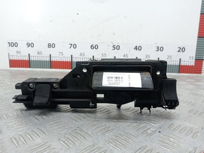 A4147600261 Ручка крышки багажника Mercedes Vaneo (2001-2005) 2003 ,