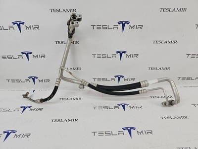 106258300 Трубка кондиционера Tesla Model S 2018 1062583-00