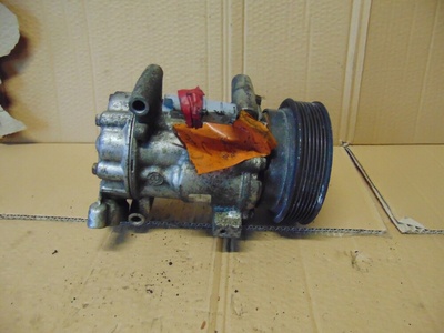7711368902SD6VBHF Компрессор кондиционера renault clio iii kangoo twingo ii