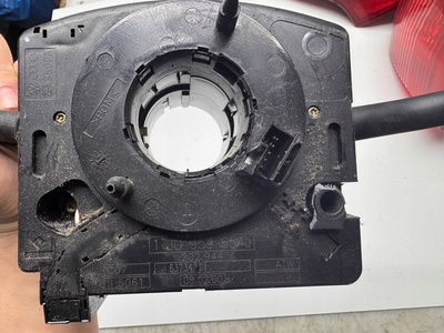 1J0959654J Audi a3 8l a6 a4 passat леон гольф iv бора клокспринг датчик поворота
