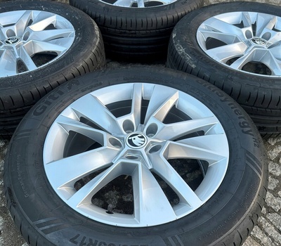 4× колесо алюминиевая skoda oe karoq 7.0 