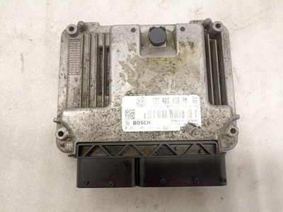 03C906016BM Блок управления двигателем Volkswagen Passat B7 2011
