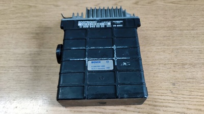0095450232 Мерседес е 124 в 124 блок двигателя