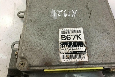 B67K18881B Блок управления двигателя mazda 323 c v ба 1998