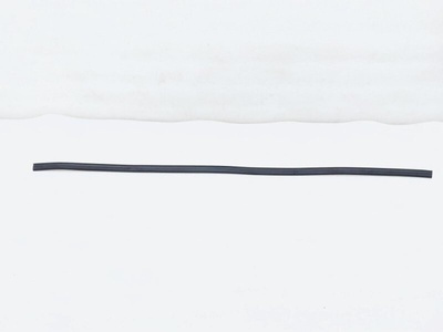5H4839700A Уплотнитель двери Volkswagen Golf R 2023