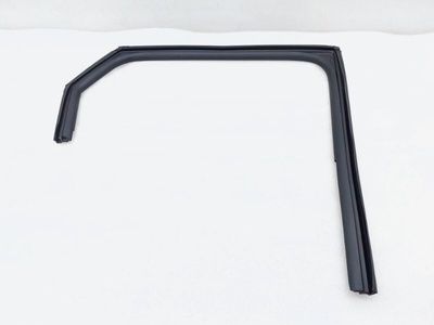 83540L2000 Уплотнитель стекла двери Kia K5 DL3 2021
