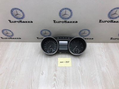 A1645408847 Приборная панель Mercedes X164 Mercedes X164 GL 2006-2012