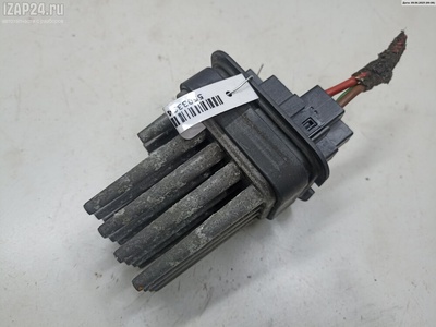 52488536 Сопротивление отопителя Opel Zafira B 2006