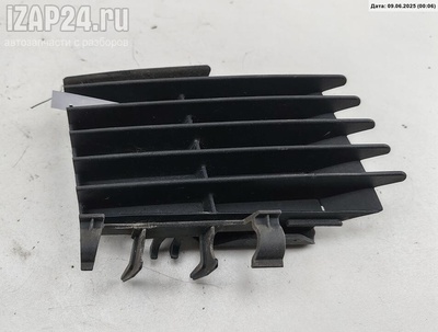 09186128 Рамка фары противотуманной правой Opel Vectra C 2002