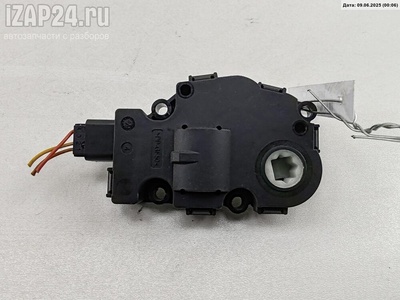 CZ113930071 Моторчик заслонки отопителя BMW 1 E81/E87 (2004-2012) 2005 CZ113930-071