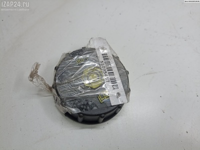 Крышка бачка тормозной жидкости Opel Astra J 2010
