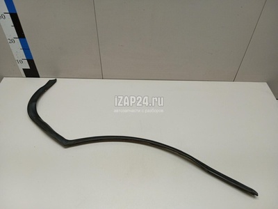 7P0839762K Уплотнитель двери VAG Touareg (2010 - 2018)