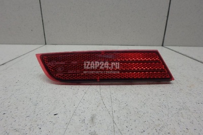 7P6945106A Отражатель в бампер задний правый VAG Touareg (2010 - 2018)