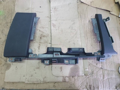 55555 Накладка кузов внутри Cadillac Escalade 5 2021
