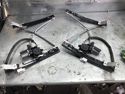 C2D18319 Стеклоподъемник электрический Jaguar XJ X351 , , C2D31416, C2D18318, C2D31415
