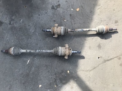 396001CC0A полуось Infiniti QX70 S51