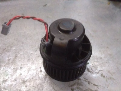 av6n18456aa Моторчик печки Ford Kuga 2