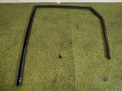 823311BA0A Уплотнитель стекла двери INFINITI ex37 J50 2010 , 82331-1BA0A