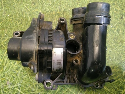 06H121026CC Насос водяной помпа Volkswagen Passat b7 2013