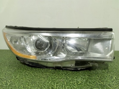 811100E200 Фара правая Toyota Highlander 3 2013-н.в