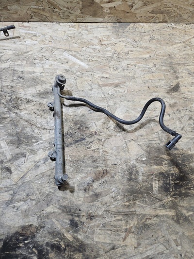 2380850040 Рампа топливная рейка Toyota Land Cruiser 100 2001