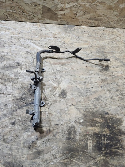 2380750050 Рампа топливная рейка Toyota Land Cruiser 100 2001