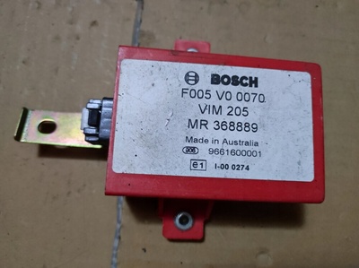 Блок управления блок реле mitsubishi f005v00070 mr368889