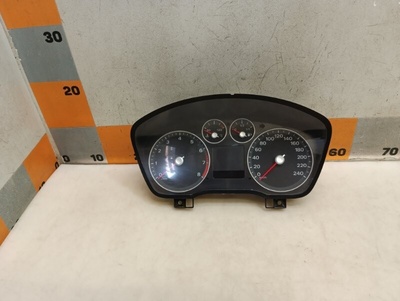 7M5T10849EB Панель приборов Ford Focus 2 2007