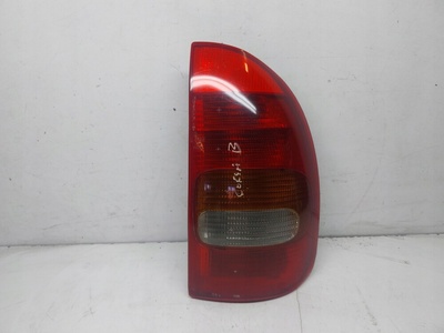 0470268 Opel corsa b 5 дверь - фара правая tyl
