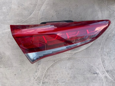 Hyundai Tucson III LAMPA TYLNA PRAWA W KLAPĘ EUROPA LAMPA TYLNA PRAWA EUROPA Hyundai тусон iii фара задняя правый в крышку европа
