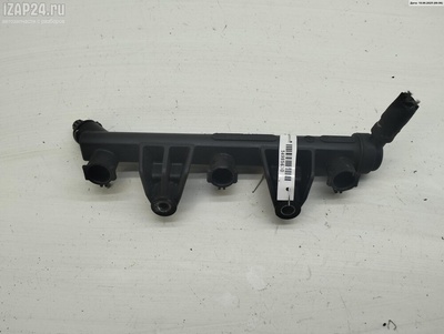 03D133319J Рампа (рейка) топливная Volkswagen Polo (2005-2009) 2008
