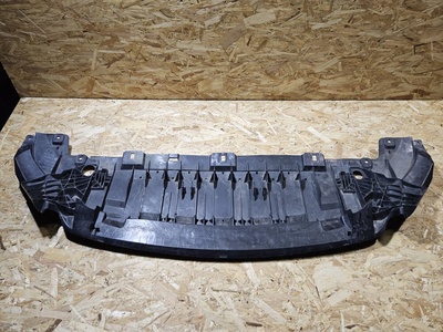 A1768850036 Пыльник бампера MERCEDES-BENZ A-Class W176