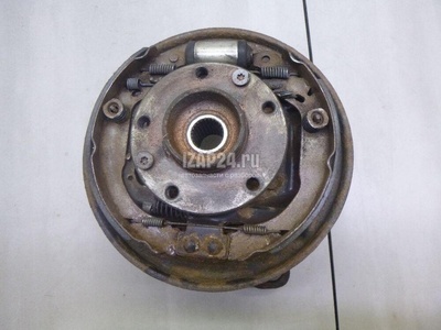 Кулак поворотный задний правый Renault Duster 2012