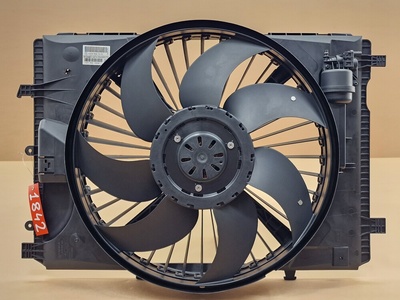 970B8493 Вентилятор мерседес sl cla gla glk cls w204 w212 w176 w218 w117 600 wat