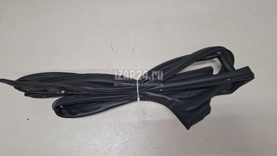 72350T0GA01 Уплотнитель двери Honda CR-V (2012 - 2018)