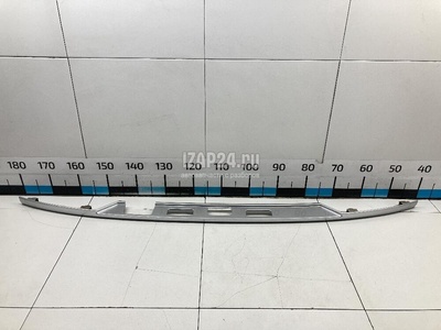 LR048394 Накладка двери багажника Land Rover Range Rover IV 2013