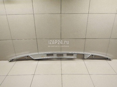 LR048394 Накладка двери багажника Land Rover Range Rover IV 2013