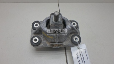LR057721 Опора двигателя Land Rover Range Rover IV 2013