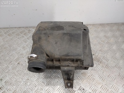 028129607M Корпус воздушного фильтра Volkswagen Transporter T4 1996