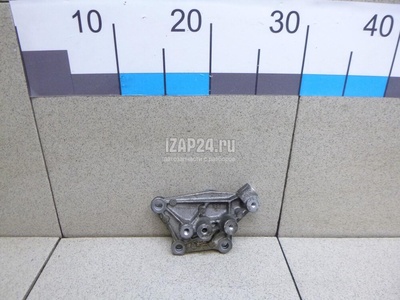 110460088R Кронштейн опоры двигателя Renault Sandero 2014