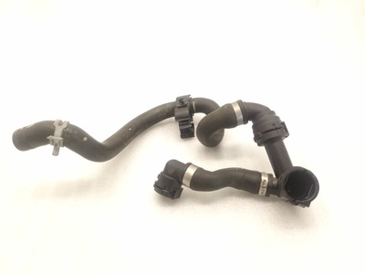 11538518749 Патрубок системы охлаждения BMW 5-Series G30 2018 , 8518749