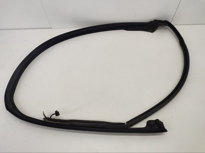 LR054826 Уплотнитель двери Land Rover Range Rover