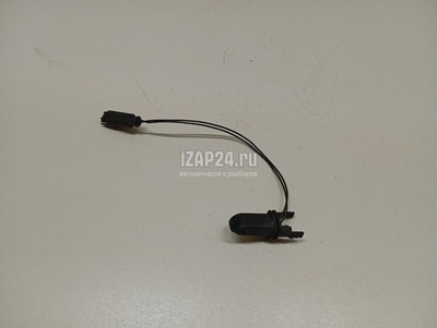 LR059996 Форсунка омывателя лобового стекла Land Rover Discovery Sport 2014